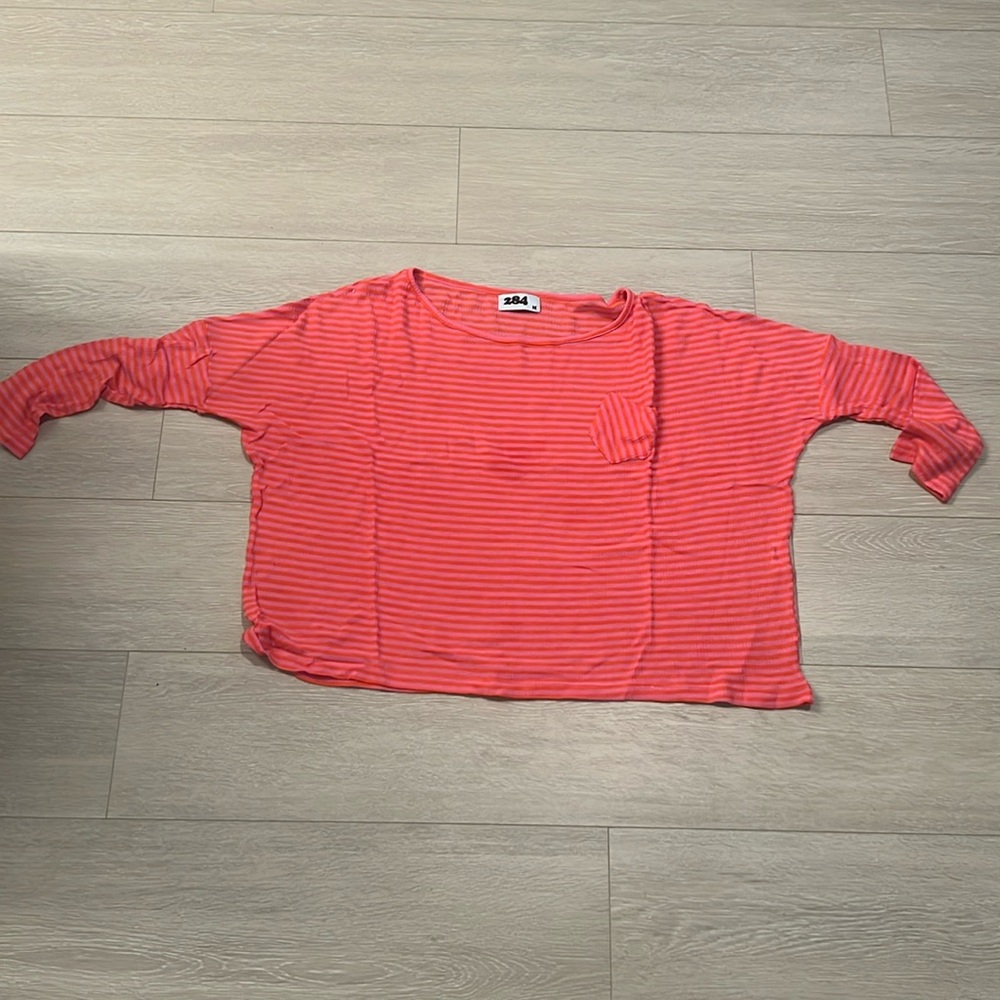 Cute cropped blouse
